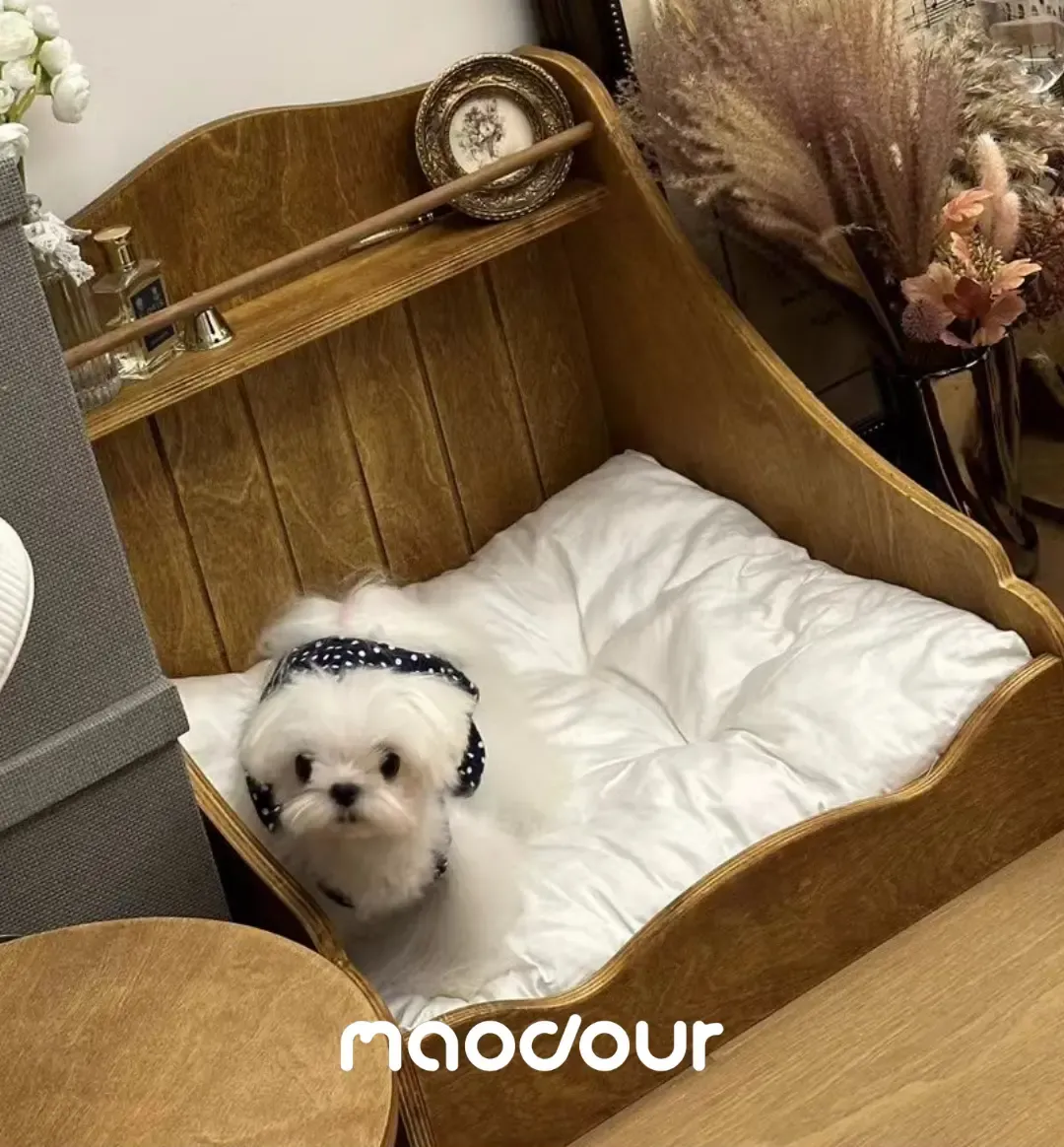 Nordic Vintage Solid Wood Pet Bed — construction detail 18