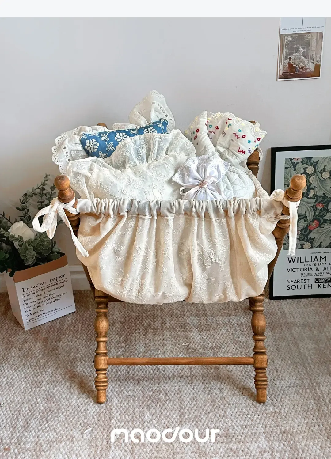 Vintage French fabric pet storage hamper detail 11