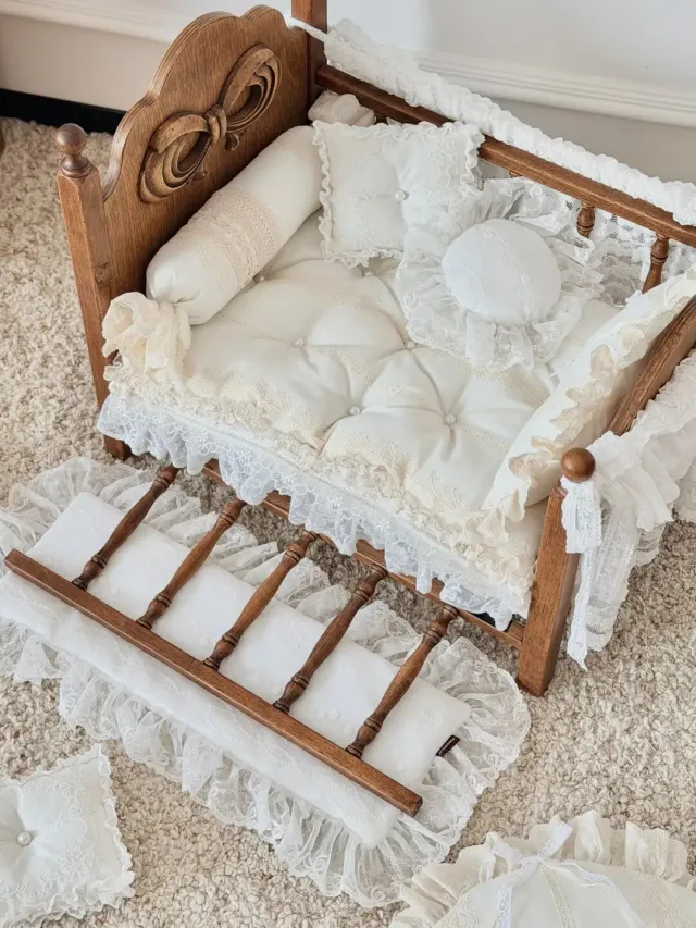 pet bedding manufacturer - Classic Cradle Pet Bedding & Lace Set, view 8