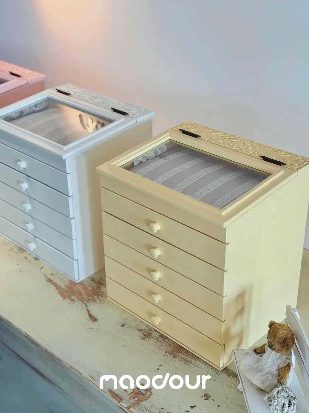 Pastel pet jewelry organizer for home or boutique
