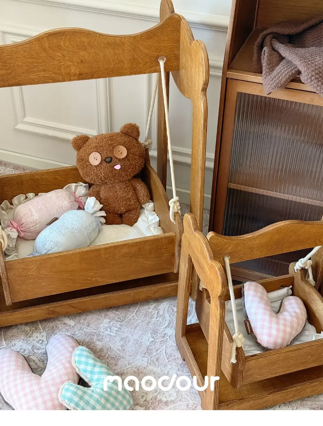 Bear Wooden Pet Swing Bed — construction detail 6