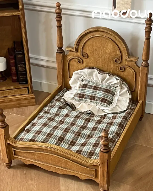wooden pet bed manufacturer - Anna Princess Vintage Pet Bed, view 3