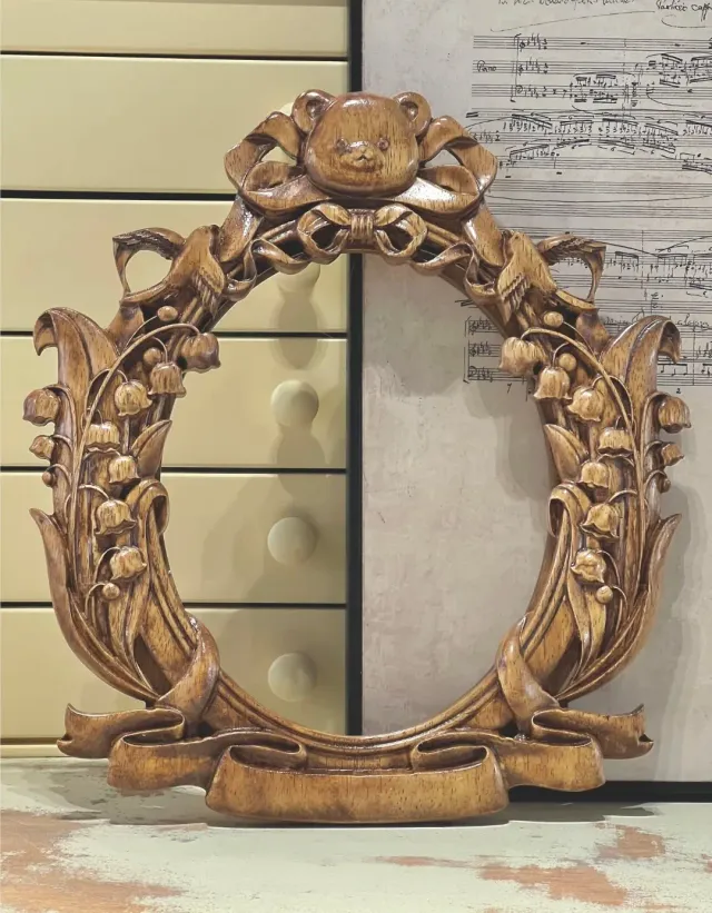wooden pet furniture manufacturer - Lily-of-the-Valley Bear Carved Photo Frame, view 5