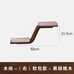 Offset step — right / padded