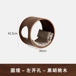 Round den — left opening