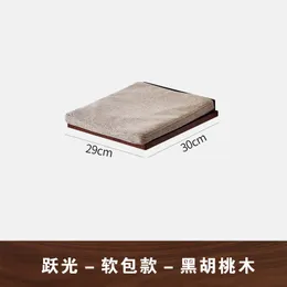 Flat shelf — padded
