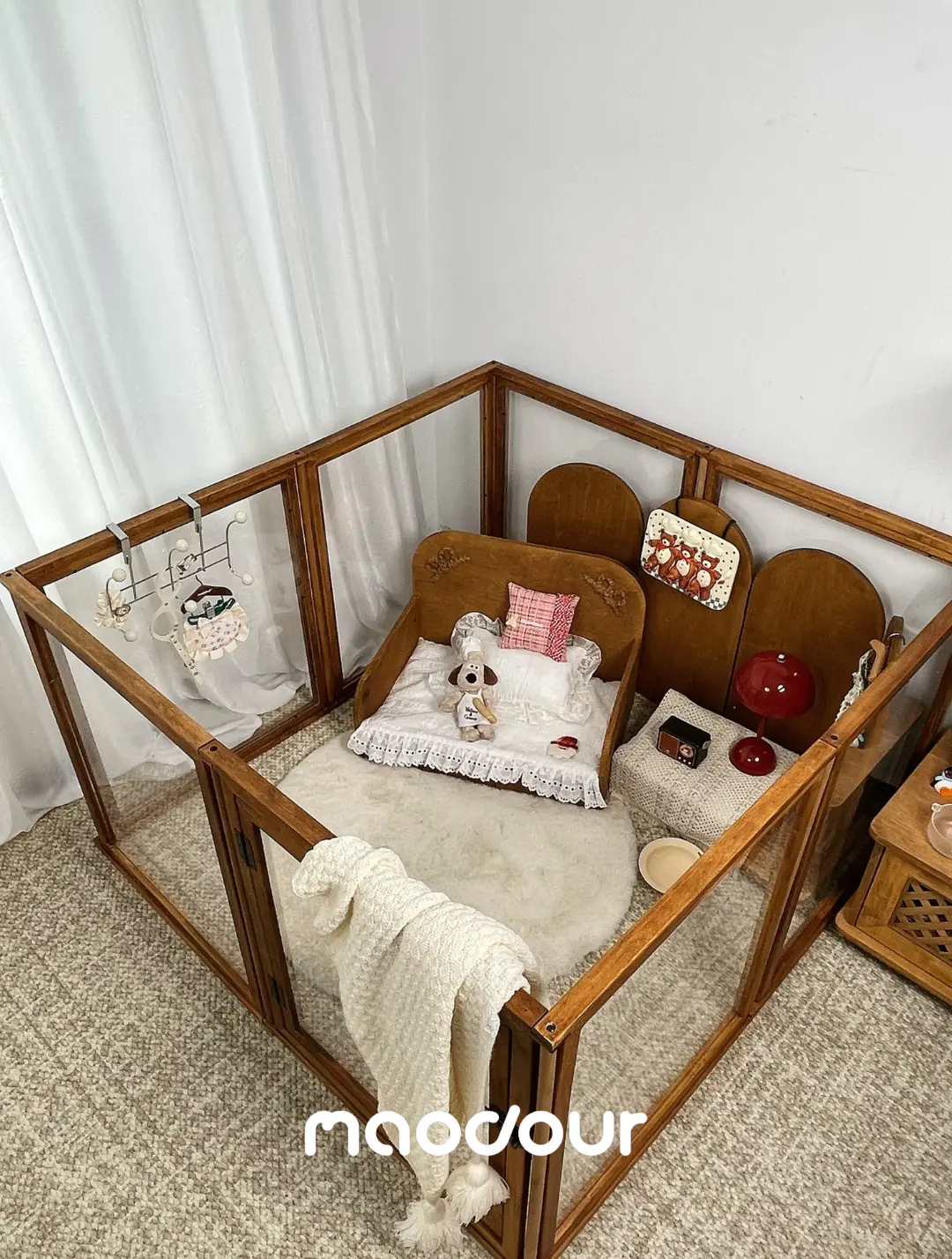 Solid wood transparent pet playpen detail 12