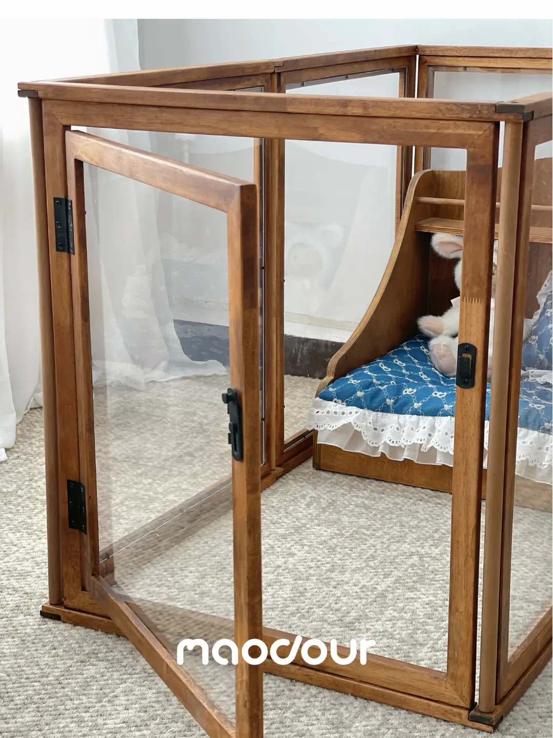 Solid wood transparent pet playpen detail 15