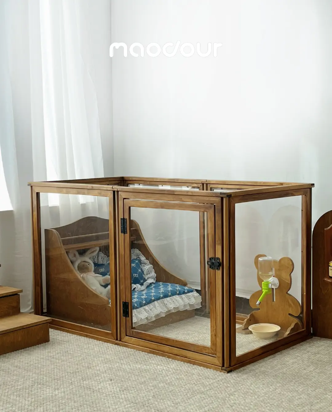 Solid wood transparent pet playpen detail 2