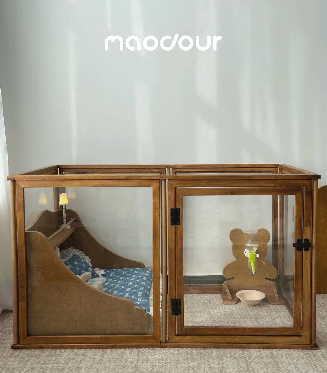 Solid wood transparent pet playpen detail 3