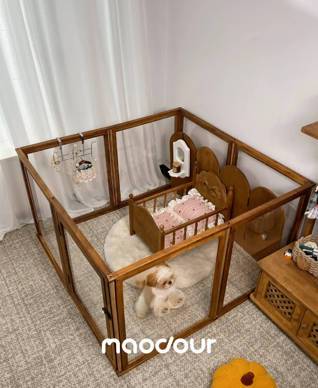 Solid wood transparent pet playpen detail 9
