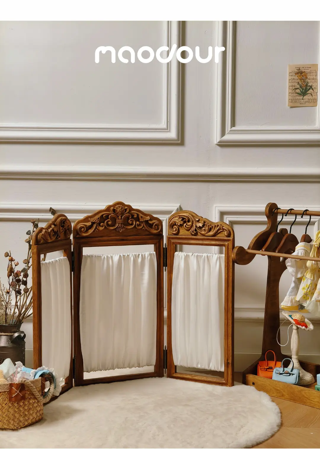Satin carved folding pet screen divider detail 16