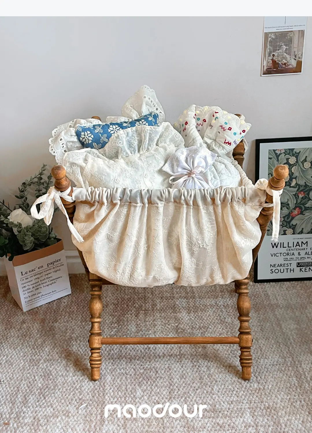 Vintage French fabric pet storage hamper detail 11