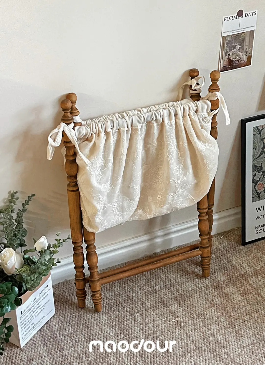 Vintage French fabric pet storage hamper detail 5